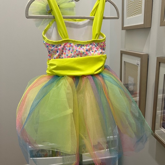 Dance Costume - Picture 5 of 12